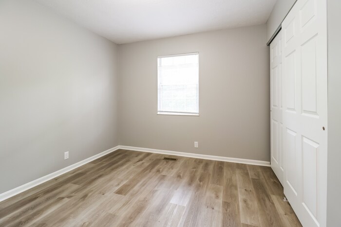 Building Photo - 7561 Tanglewood Ln