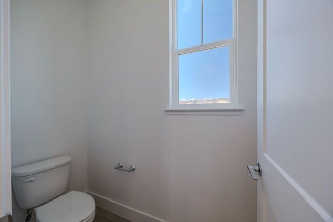 Building Photo - Brand new Arrowcreek Stunner!