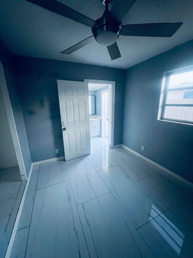 Building Photo - 938 Sarazen Dr