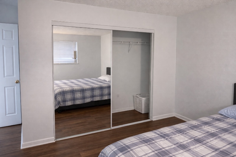 Building Photo - 5741 SW 36th Ct