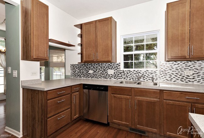 Building Photo - 2 br, 2 bath House - 2727 Kendall Xing