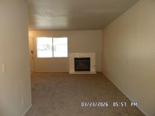 Building Photo - 0160