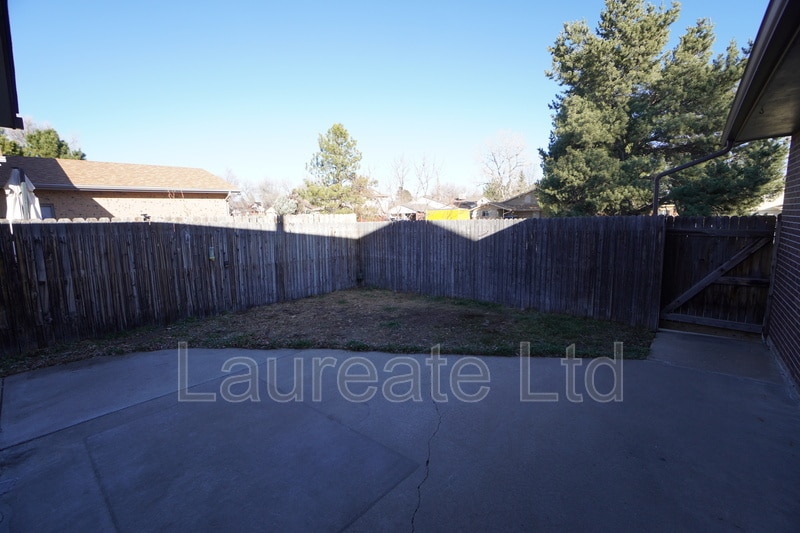 Building Photo - 5859 Newcombe Ct