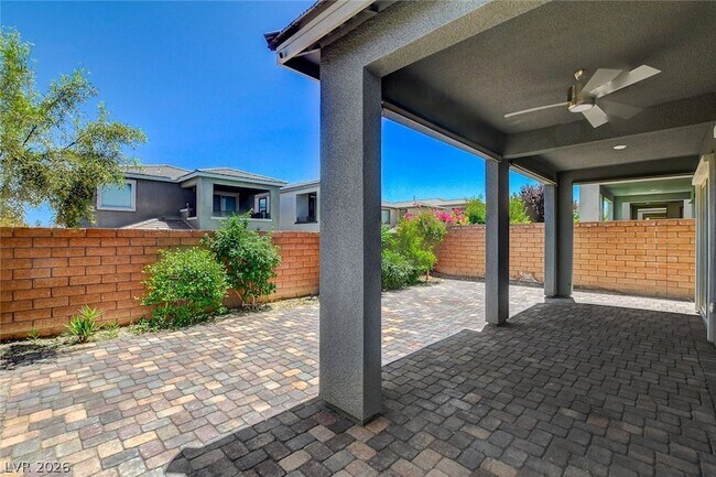 Building Photo - 4124 Elegant Chateau St