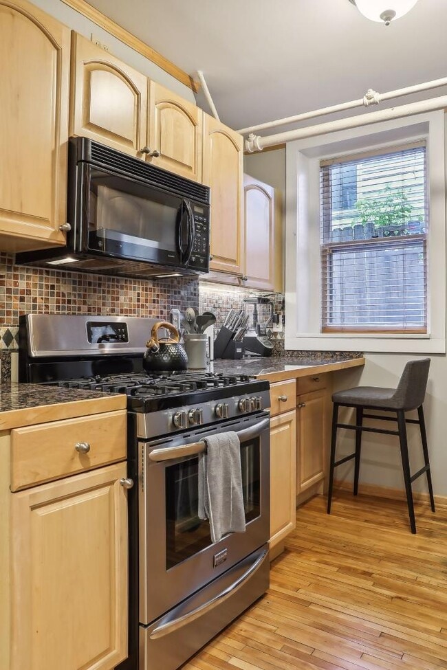 Building Photo - 3006 W 44th St