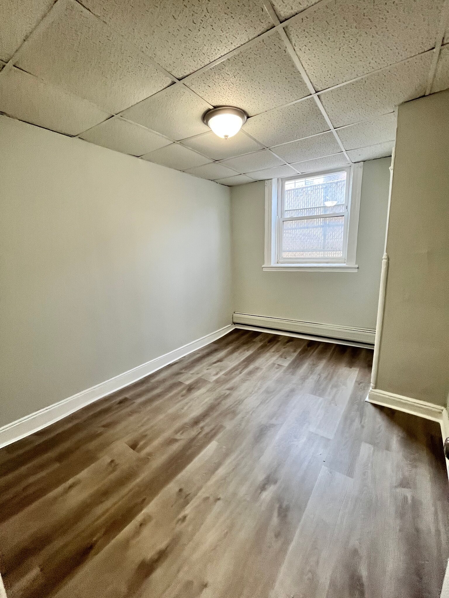 184 Garfield Ave B1 - 180 Garfield Ave