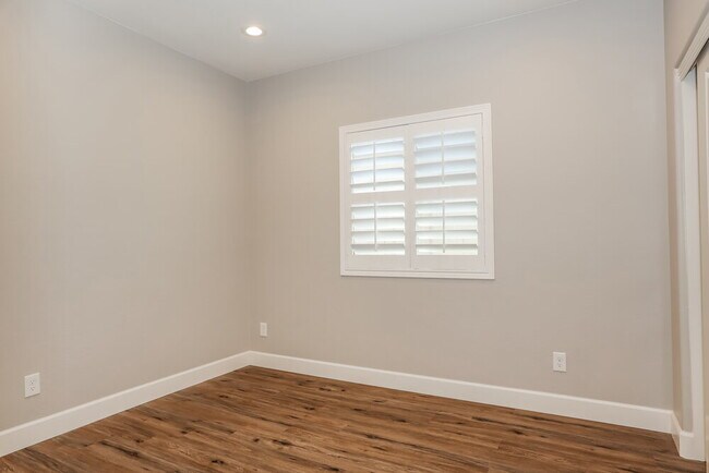 Building Photo - 11124 E Tupelo Ave