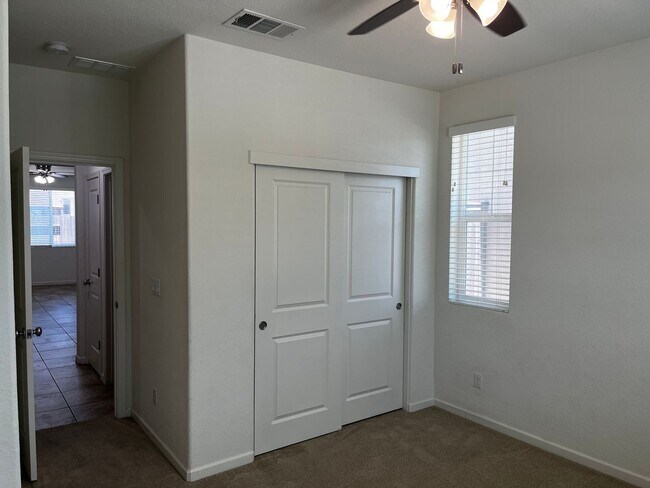 Building Photo - Excellent Witney Ranch 4 Bedroom, 3 Bathroom Home in Whitney Ranch for Rent.