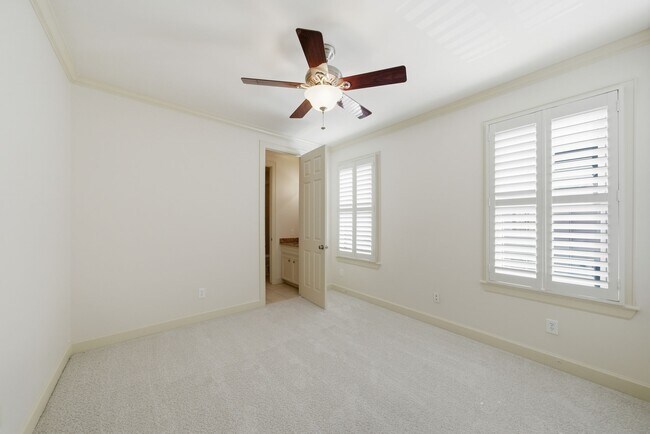 Building Photo - 6343 Mystic Bridge Dr