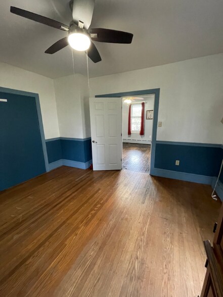 Building Photo - 723 Limekiln Pike