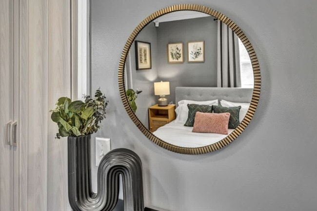 Building Photo - 1036 Union Ave