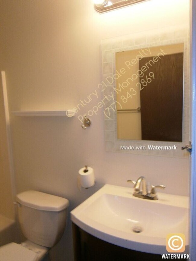 Building Photo - 2BR, 1 Bath in East Prospect