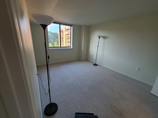 Building Photo - 2230 George C Marshall Dr