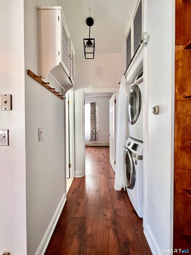 Building Photo - 5 Hundley Ct