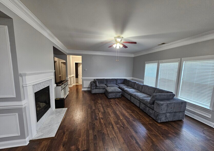Living room 2nd view - 9929 Markus Dr