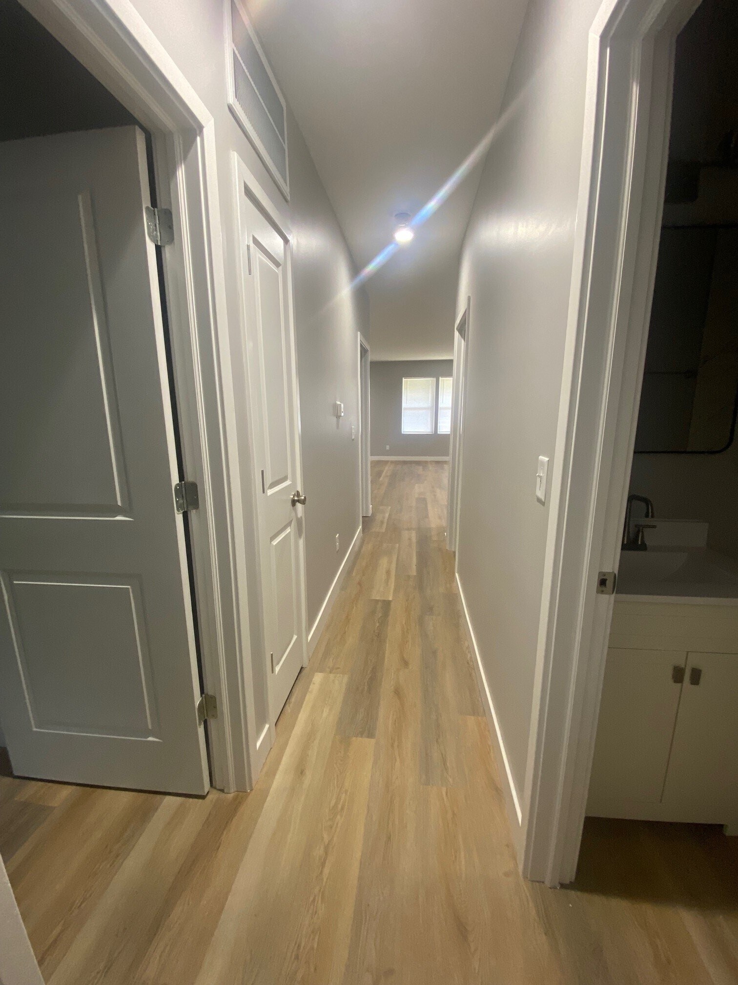 Unit B Halllway Back View - 415 Dequincy St