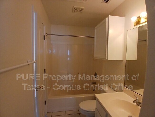 Building Photo - 14006 Fortuna Bay Dr