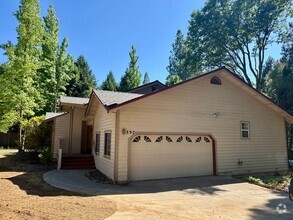Building Photo - Downtown Nevada City Home Walking Distance...