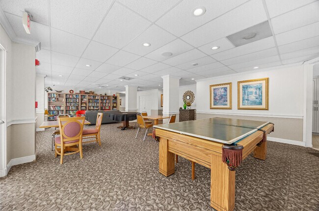 Building Photo - 10777 W Sample Rd