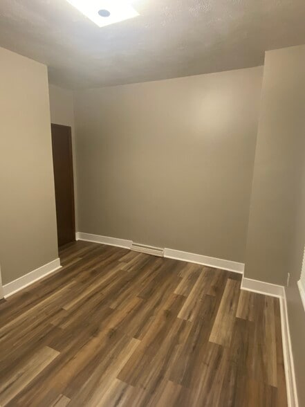 Bedroom - 150 Oak St