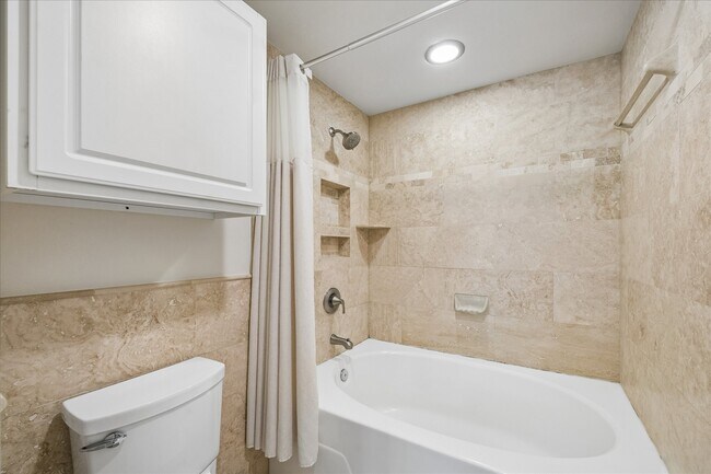 Building Photo - 12707 Boheme Dr