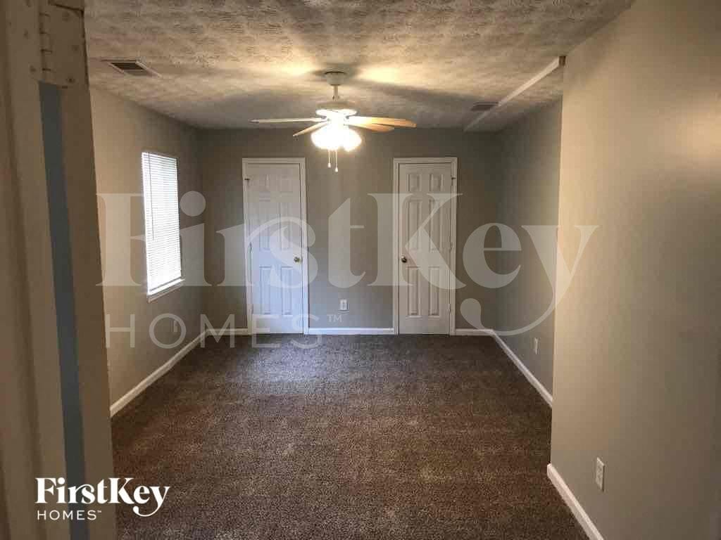 Building Photo - 4455 Westminster Dr