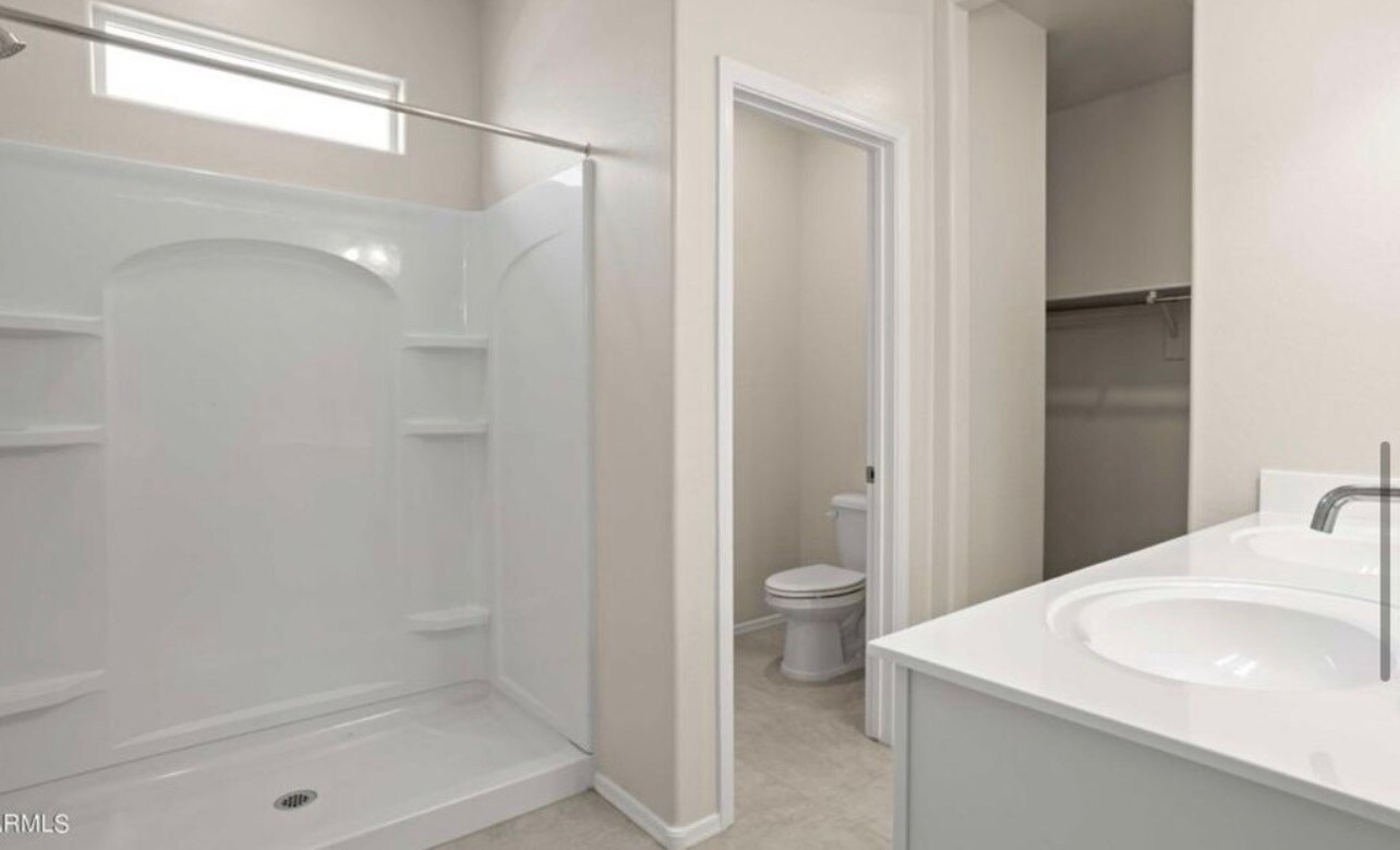 Building Photo - 1164 W Sand Canyon Ct