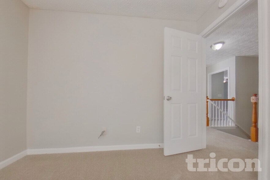 Building Photo - 5413 Wicklander Dr