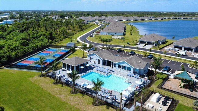 Building Photo - 8225 Shr Lk Dr