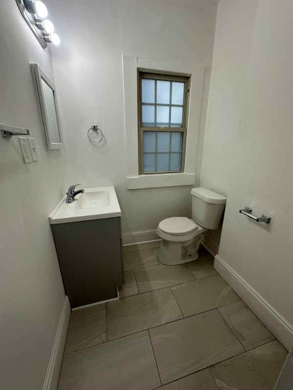 Building Photo - 172 S Portage Path