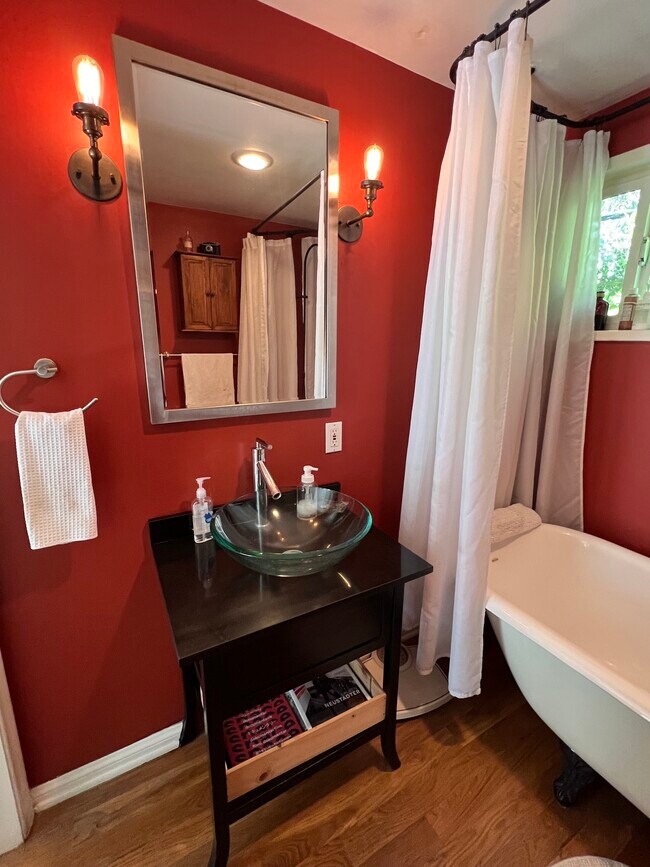 DOWNSTAIRS BATH - 8101 Gould Ave