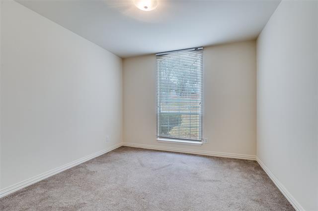 Building Photo - 6613 Lynch Ln