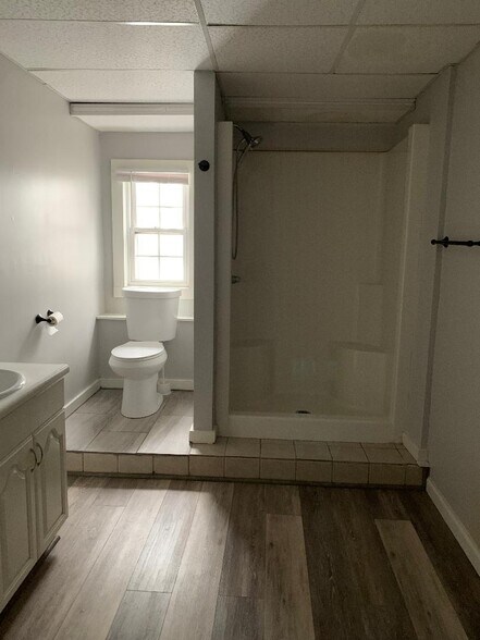 Bathroom - 67 E Creek Cir