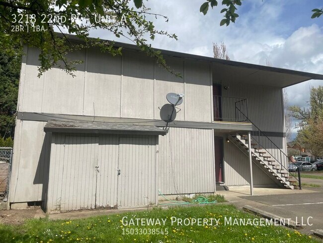 Building Photo - 3218 22nd Pl