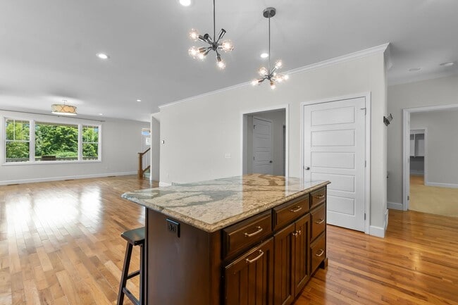 Building Photo - Beautiful Home in Walden Park