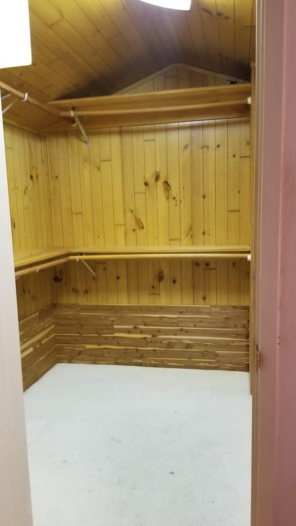 Building Photo - Move In Special: Central Roseville, Pool, Gardner Single Story Large Yard,  3 bedrooms, 2 baths, ...