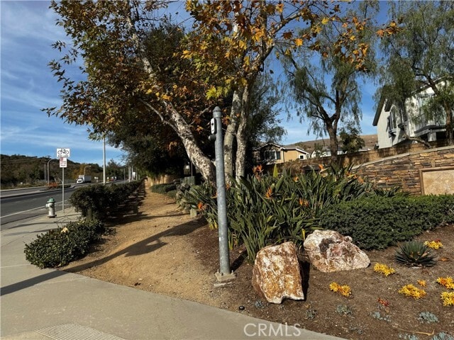 Building Photo - 3661 Hawks Dr