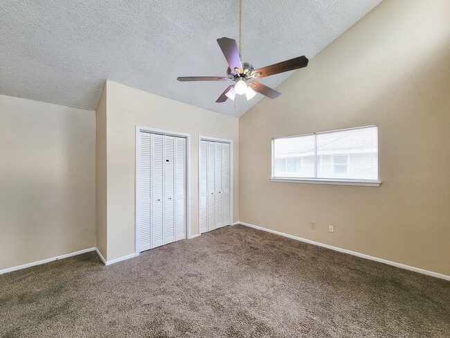 Building Photo - 2710 Quail Creek Dr