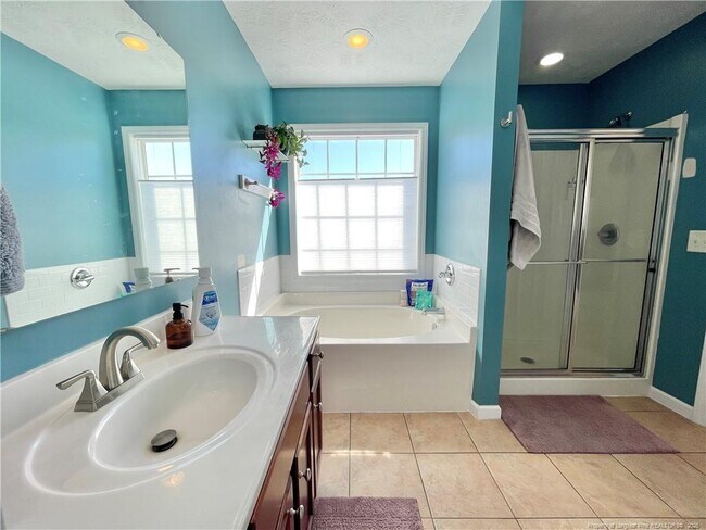 Building Photo - 71 Jubilee Ct