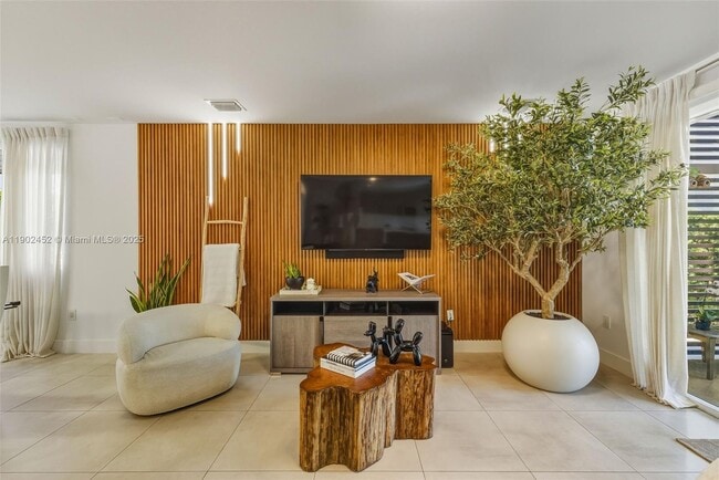 Building Photo - 10359 NW 67th Terrace