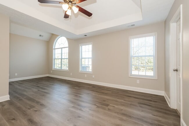 Building Photo - 362 Whitney Ln