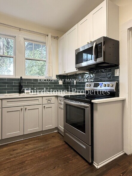 Building Photo - 2649 Gale Ct