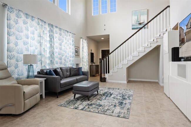Building Photo - 5404 Traviston Dr