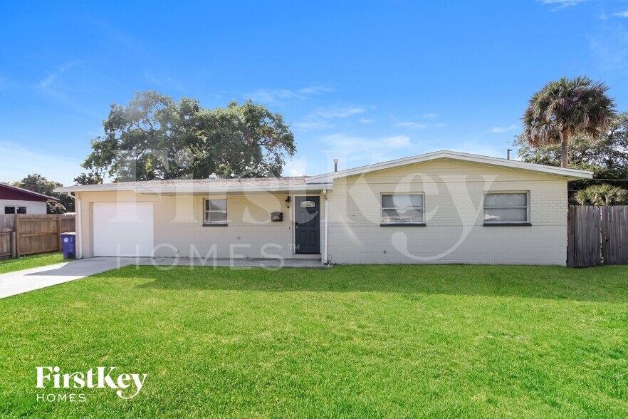 Building Photo - 1056 Matador Dr