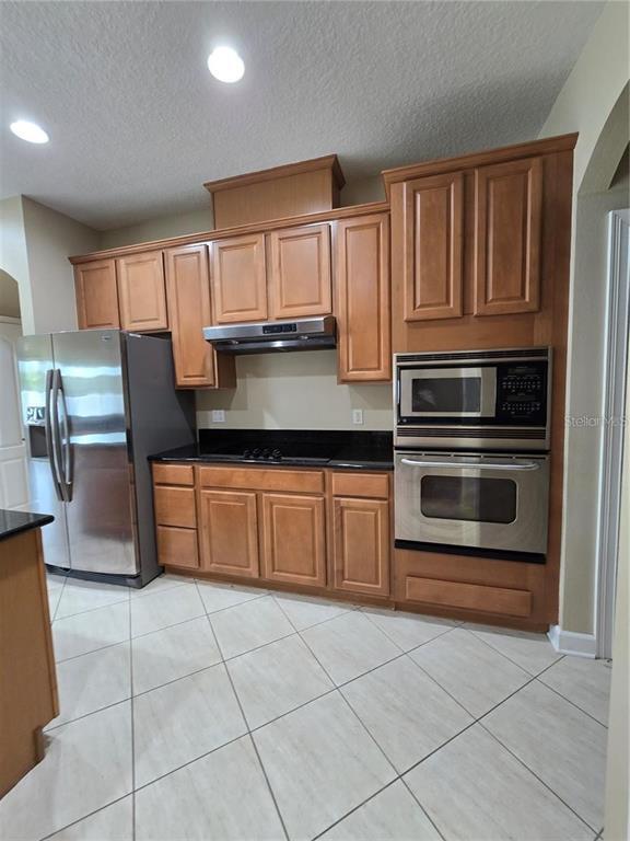 Building Photo - 13613 Larsen Ln