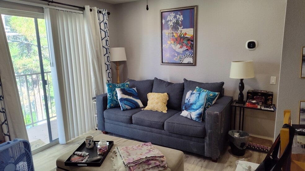 Furnished, with couch living room TV, lamps, ottoman that turns into a single bed - 1365 Crafton Ave