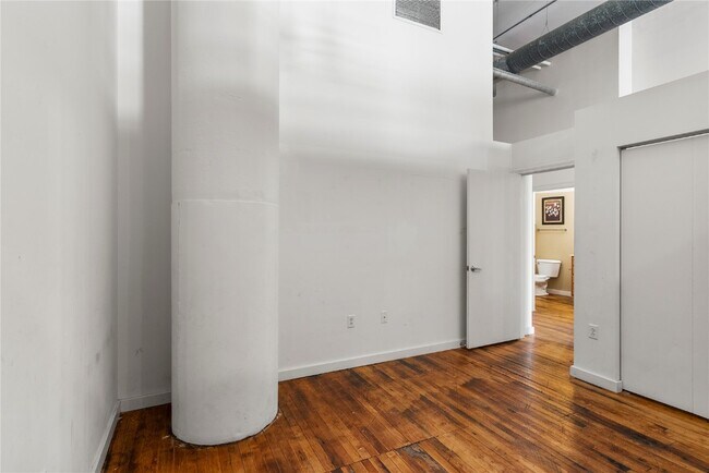 Building Photo - 1520 Washington Ave