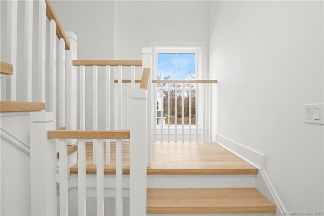 Building Photo - 2 Argento Ln