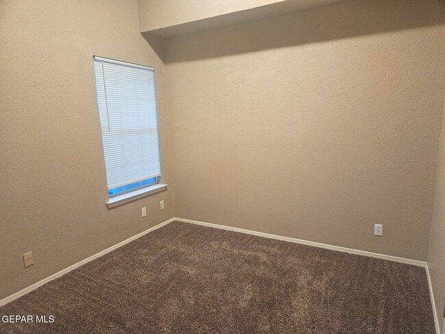 Building Photo - 1329 Desierto Rosa Pl