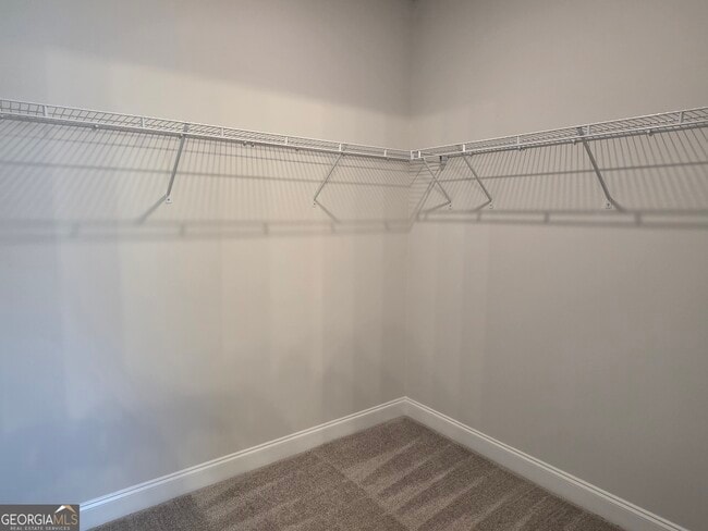 Building Photo - 123 Susan Dr